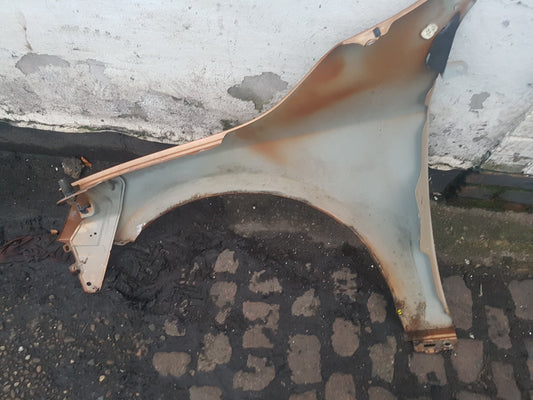 2010 - 2015 Volvo S60   Right Front Guard BRONZE 704