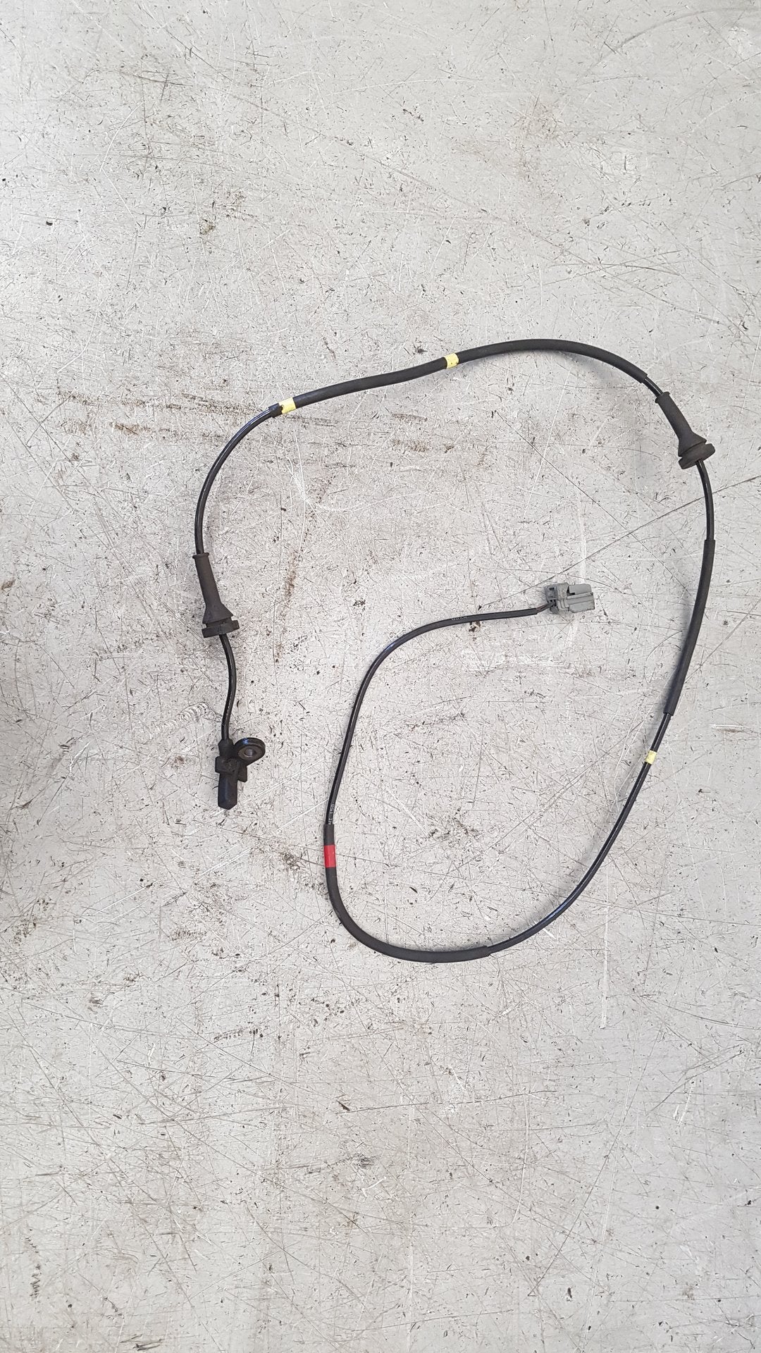 2006 - 2010 Volvo XC90  Estate ABS SENSOR (REAR PASSENGER SIDE) 8634247