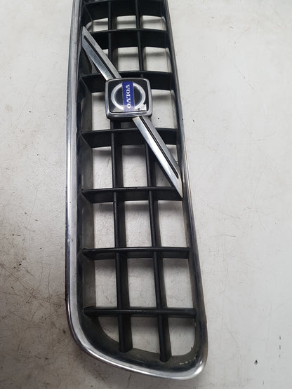 2007 Volvo C70  Convertible FRONT GRILL 08620343