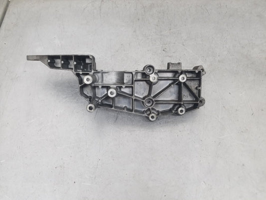 1998 - 2003 Volvo C70  Coupe BRACKET HOLDER 9497106