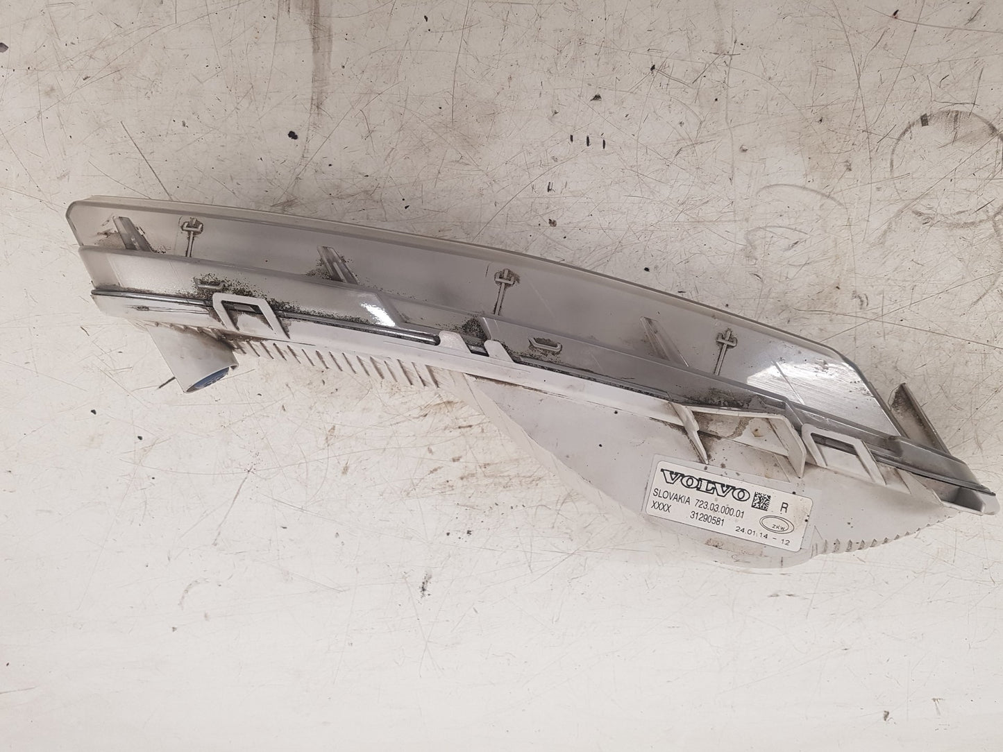 2012 - 2016 Volvo V40  Hatchback DAYTIME RUNNING LIGHT (DRIVERS SIDE) 31290581