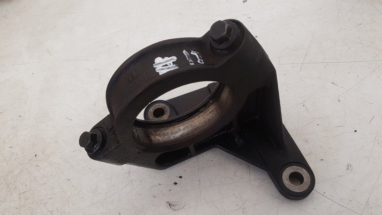 2003 - 2007 Volvo XC70 II 295 Estate Driveshaft Mount