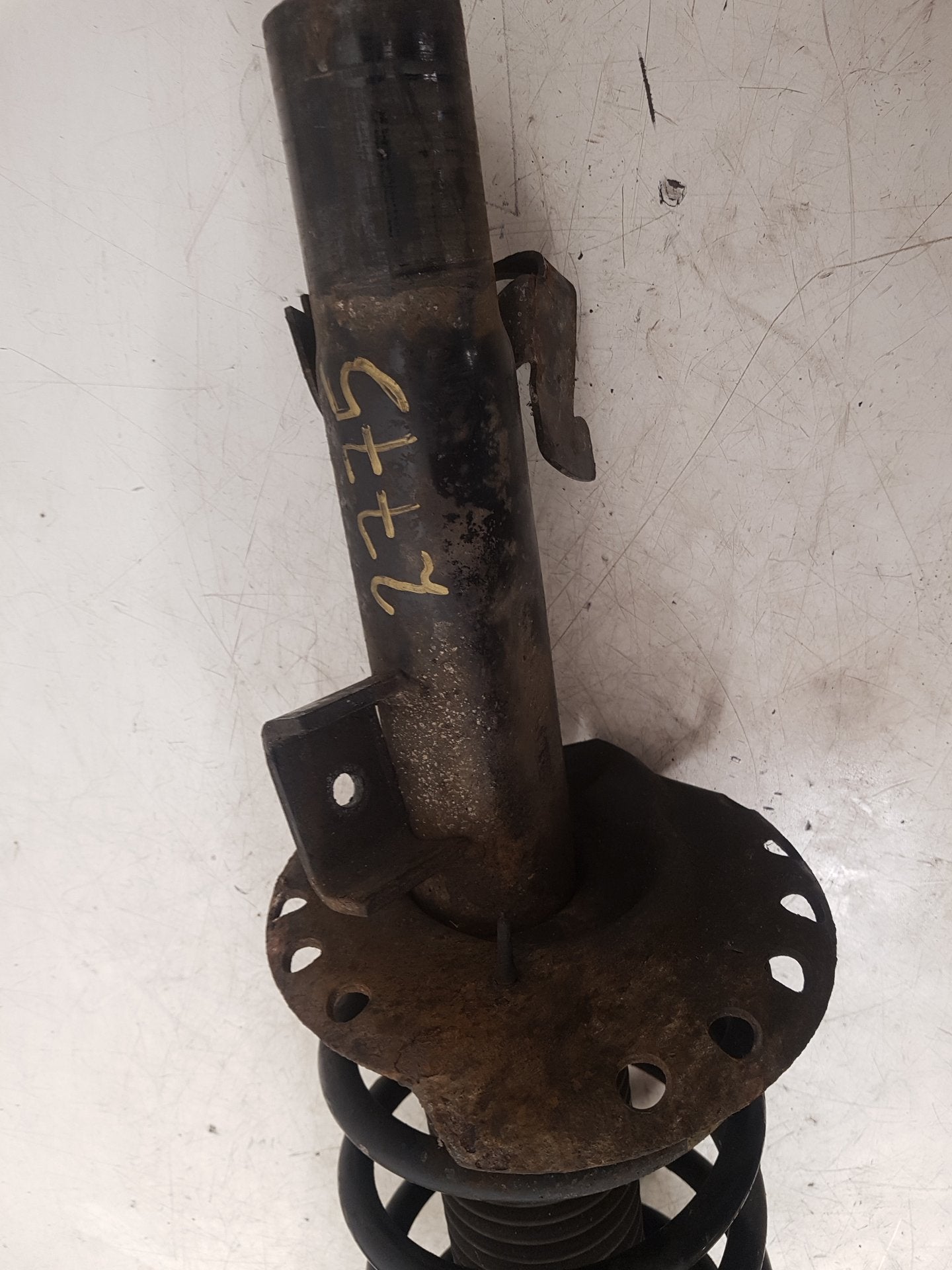 2008 - 2016 Volvo V70  Estate Left Front Shock Absorber 31317810