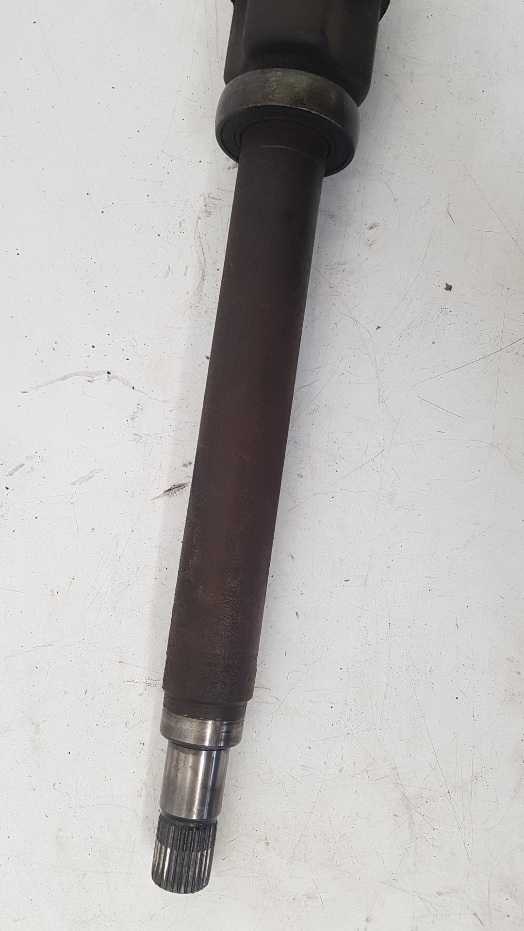 2005 Volvo V50  Estate Driveshaft (Manual) UK Drivers Side Front. 36001360
