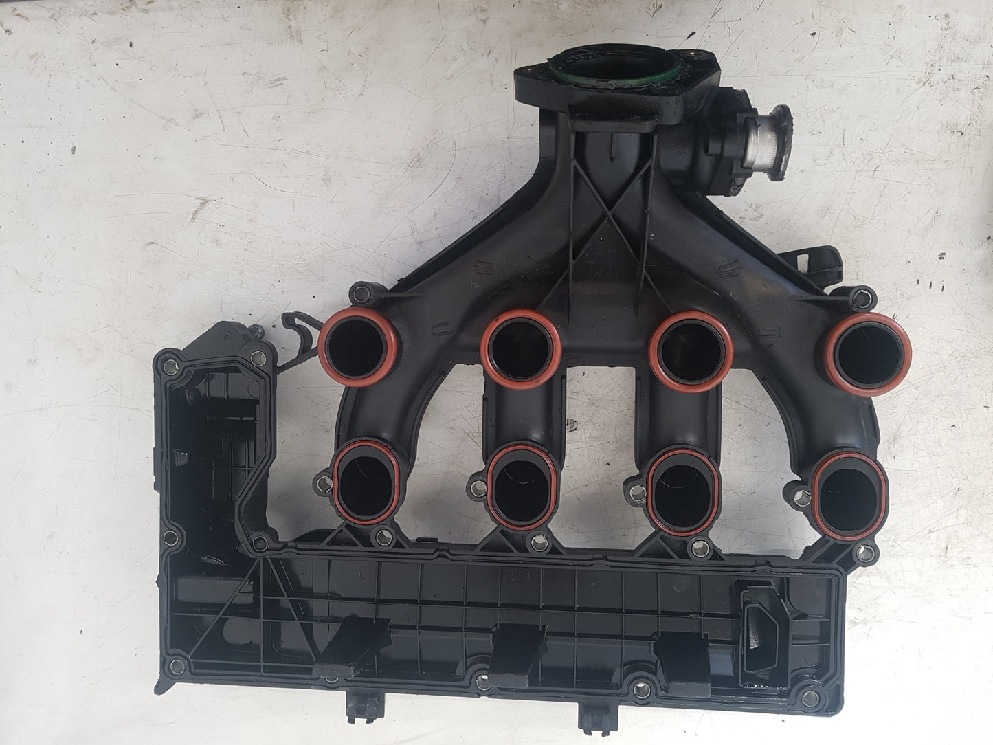 2008 - 2016 Volvo V70  Estate Intake Manifold 868892996
