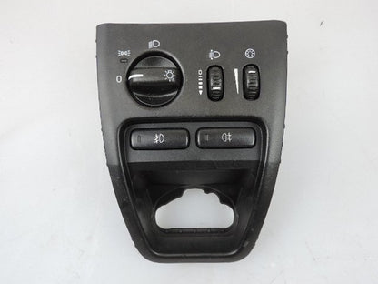 2002 - 2006 Volvo XC90  Estate Headlight Switch 8685452