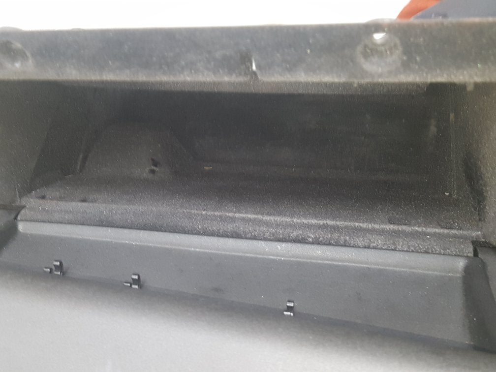 2010 - 2015 Volvo V70  Estate Glove Box 31393748
